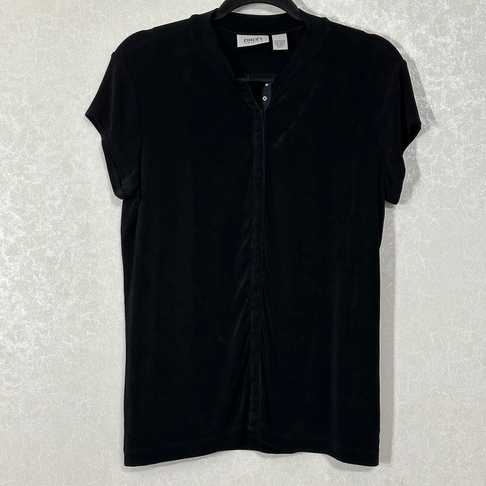 Chico's Travelers Slinky Snap Front Short Sleeve Top Black Minimalist Size 2 L
